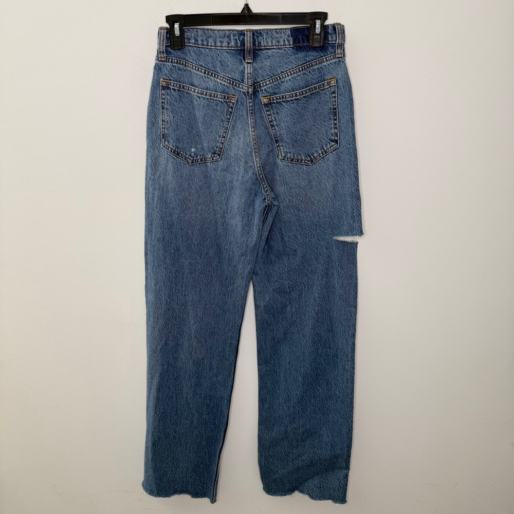 Abercrombie the Loose High Rise Jeans Hip Cut Out - Picture 5 of 7